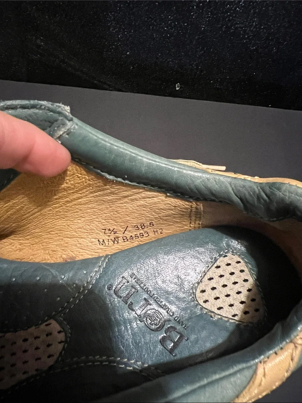 Born Leather Sneakers in Teal and Tan size 7.5